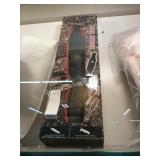 1 LOT MOSSY OAK WAR HORSE KNIFE SET (DISPLAY)