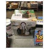 1 CTN CONDIMENT CADDY