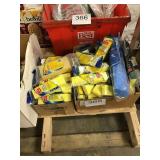 1 LOT OCEDAR SCRUBBER REFILLS