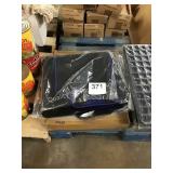 1 LOT AUTO FLOOR MATS