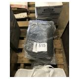 1 LOT AUTO FLOOR MATS