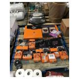 1 SKID HALLOWEEN DECOR