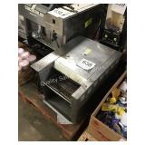 1 LOT COMMERCIAL TOASTER