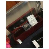 1 LOT WOOD COIN CASE W/ 1987 AMERICAN EAGLE