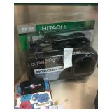 1 LOT HITACHI 7.2 - 18V BATTERY CHARGER (DISPLAY)