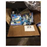 1 CTN FINDING DORY SWIGGLE FISH