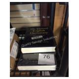 1 LOT OXFORD ENGLISH DICTIONARY