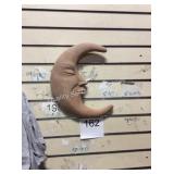 1 LOT MOON DECORATIVE