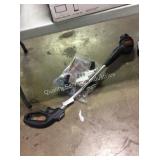 1 LOT BLACK AND DECKER TRIMMER