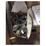 1 CTN METAL BRACKETS