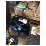 1 LOT FLOOR FAN
