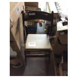 1 LOT FOLDING CHAIR