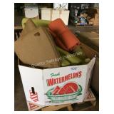 1 SKID ASST CUSHIONS