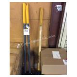 1 LOT GARDEN TOOLS