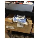 1 LOT SURGICAL GOWNS