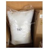 1 LOT BED PILLOW