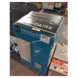 1 CTN FRIGIDAIRE COMPACT REFRIGERATOR