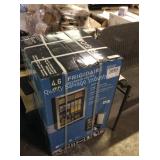 1 LOT FRIGIDAIRE BEVERAGE CENTER