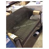 1 LOT RATAN LOVESEAT