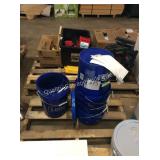 1 LOT ASST BUCKETS