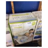1 CTN BASSINET SWIVEL SLEEPER