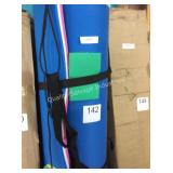 1 LOT WATER MAT
