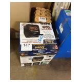 1 LOT AIR FRYER OVEN