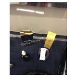 1 LOT ELIZABETH GRANT COSMETICS (DISPLAY)