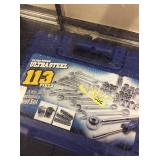 1 LOT 113PC MECHANICS TOOL SET (DISPLAY)