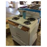 1 LOT FRIGIDAIRE ELECTRIC RANGE