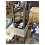 1 LOT 2 BAR STOOLS