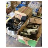 1 SKID STORE MERCHANDISE