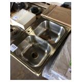 1 LOT DBL KITCHEN SINK