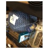 1 LOT STORE MERCHANDISE