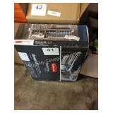 1 LOT RUBBERMAID DRAWER KIT