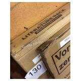 1 LOT LITERATURE RACK