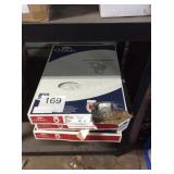 1 LOT 3 TOILET SEATS