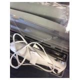 1 LOT HAMILTON BEACH ELECTRIC KNIFE (DISPLAY)