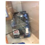 1 LOT REMINGTON GROOMING SYSTEM (DISPLAY)