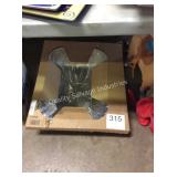 1 LOT STAINLESS STEEL SINK