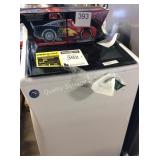 1 LOT WHIRLPOOL CABRIA WASHER
