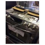 1 LOT SAMSUNG STAINLESS GAS RANGE