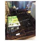 1 SKID WIRE GARDEN FENCING