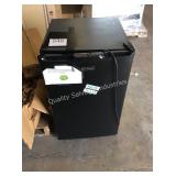 1 LOT EMERSON COMPACT REFRIGERATOR