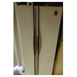 Side by Side GE Refrigerator