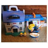 Fisher Price Doll House Sweet Home Garage Car Wash