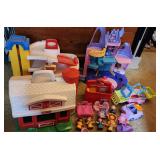 Fisher Price Barn Parking Garage Princess Castle +