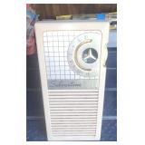 1957 Vintage Silvertone 8204 Transistor Radio USA