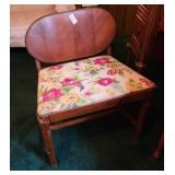 Dressing table chair