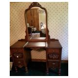 Ornate Vanity table with mirror